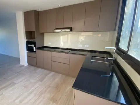 Depto Tipo Casa en Venta con 1 cocheras