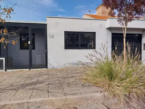 Venta casa en Dorrego, 3 habitaciones