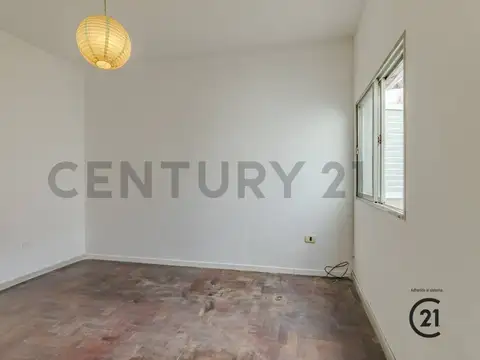 PH 2 Dormitorios con Patio – La Plata (Calle 37 e/1 y 2)