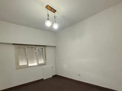 Depto Tipo Casa en Alquiler de 3 ambientes