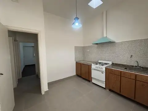 Depto Tipo Casa en Alquiler 55 años
