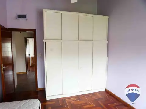 CASA 5 AMB EN VENTA MONTE GRANDE CON PILETA