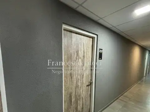 Oficina en Venta al Oeste