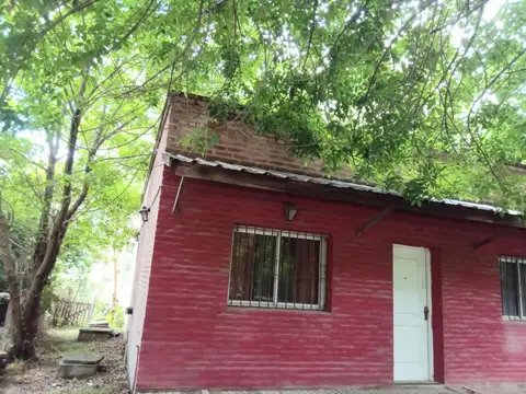 Casa en venta - 3 Dormitorios 4 Baños - Guernica
