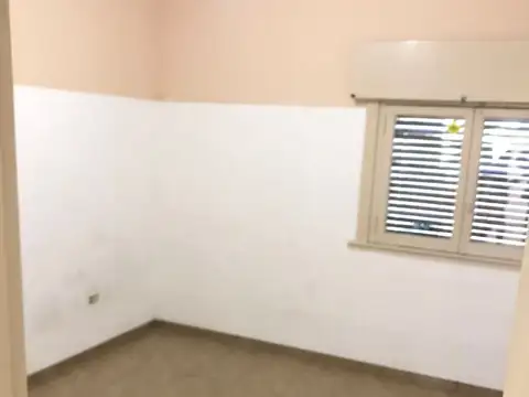 Amplio PH en planta baja, 3ambientes. Entre Rios 147 PB Lomas de Zamora