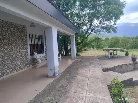 Casa en Venta con 1 cochera