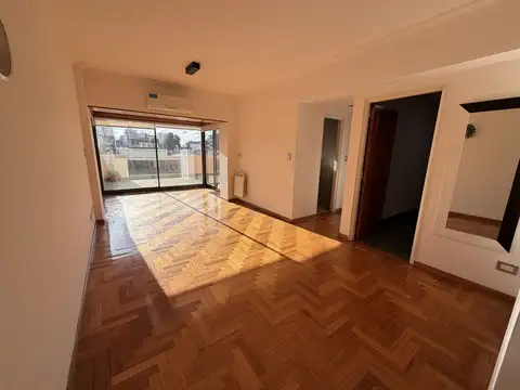 Tinogasta 3100, Piso 3