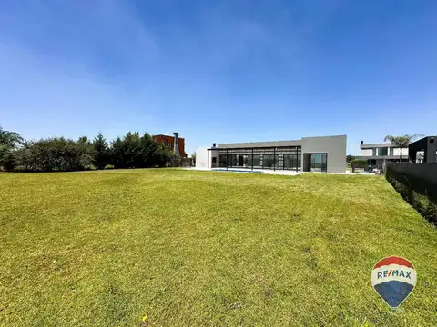 Casa en Venta en La Alameda, USD 250.000