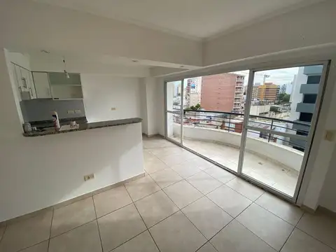 Departamento en Alquiler en Valentin Alsina, $ 550.000