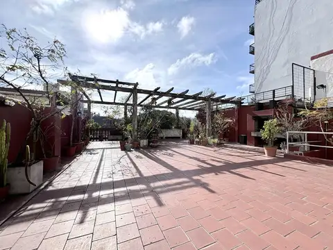 Avenida Álvarez Thomas 1200