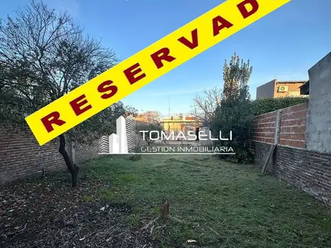 VENTA - CASA 4 AMBIENTES A REFACCIONAR - CON FINANCIACION