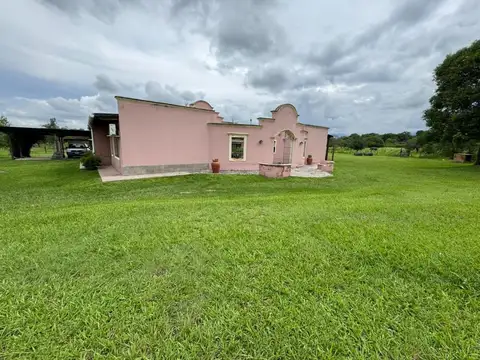 Quinta en Venta en Campo Quijano, USD 395.000