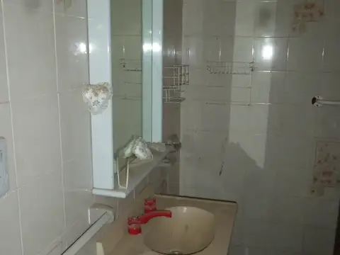 Juan B Justo Nº 688 e/ Storni y Alvear