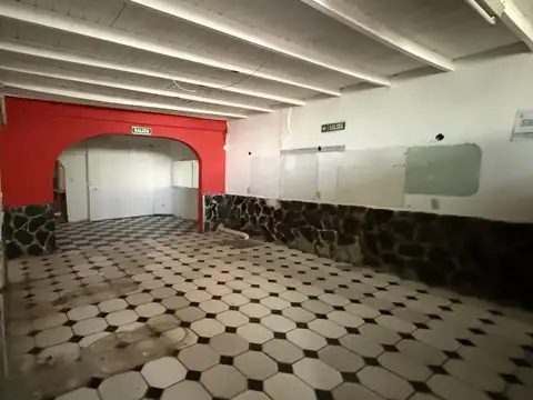 Local en Alquiler 40 años