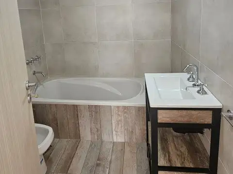 Venta Monoambiente a estrenar con balcón al frente