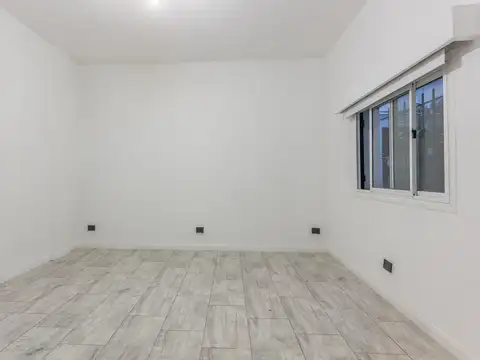 Depto Tipo Casa en Alquiler de 2 ambientes