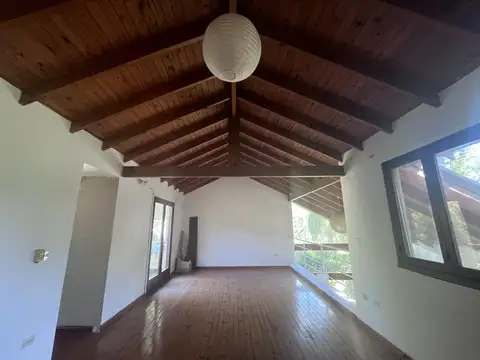 Casa en Venta al Oeste