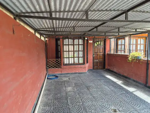 Casa En Venta En José C. Paz