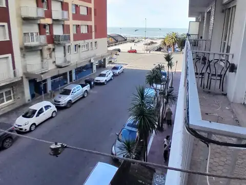 VENTA DEPTO 2 AMB CON DEP BALCON A LA CALLE