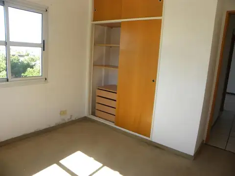 Departamento en Alquiler con 1 cocheras