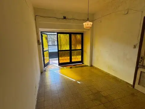 Casa en Alquiler con 1 cochera