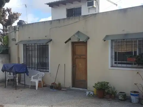 Palomar Casa Al Fondo 3 Dorm. Amplio Patio Propio Parrilla F: 1159