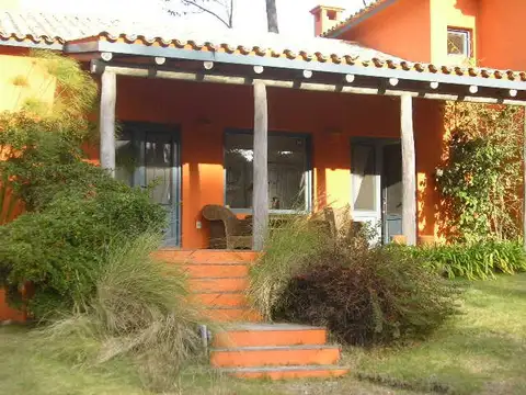 Casa en Alquiler Temporal en Punta del Este, USD 34.000