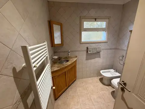 Casa Venta Cariló 5 ambientes  Gas Natural