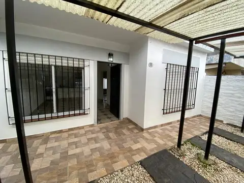 Departamento tipo casa en alquiler en San Antonio De Padua