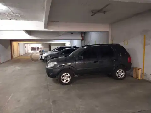 Venta de cochera en planta baja - Villa Devoto
