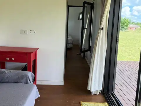 excelente casa en Barrio Parque Los pinos