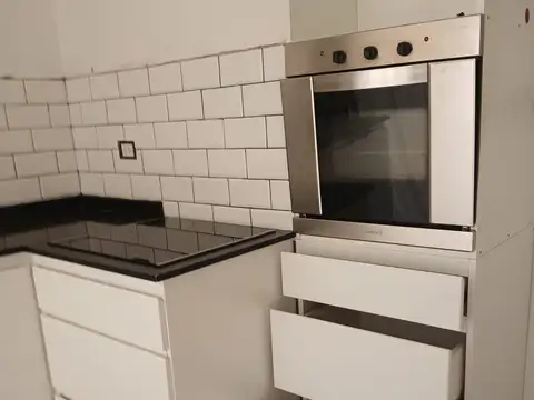 Hermosa casa 5 ambientes con pileta en alquiler