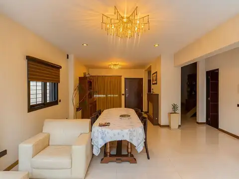 Casa en Venta de 5 dormitorios