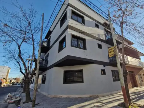 Dpto en V. Alsina Centro a Estrenar. 2 ambientes.