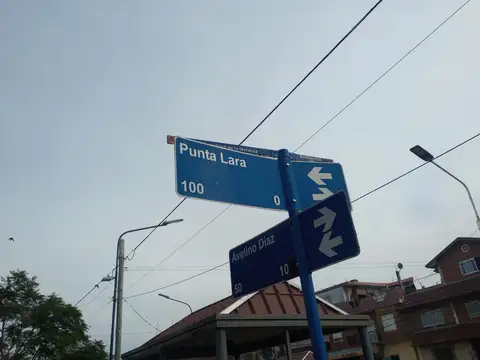 2 CASA V. CELINA SOBRE TERRENO DE 13 X 13 "SOBRE AVELINO DIAZ Y PTA. LARA"