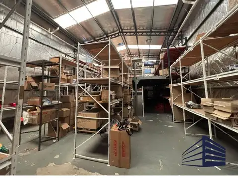 DEPÓSITO EN ALQUILER VILLA LYNCH - 550M2