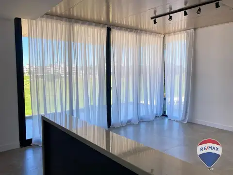 Avenida Félix Aguilar 2600