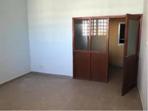 Oficina en Alquiler en Capitan Bermudez, USD 700