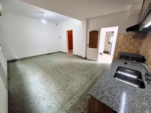 Depto Tipo Casa en Alquiler de 1 dormitorio