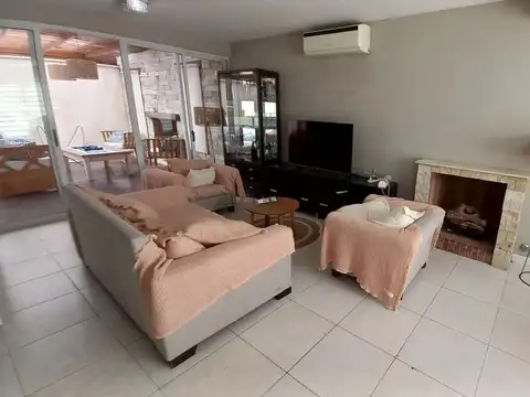 Casa en Venta en Costa Esmeralda, USD 185.000