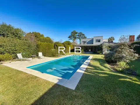 Excelente Propiedad Moderna