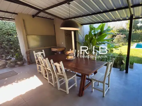 Excelente Propiedad Moderna