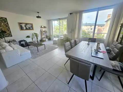 Departamento en Alquiler de 3 dormitorios