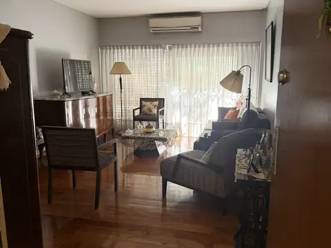 Departamento en Venta con 2 cocheras