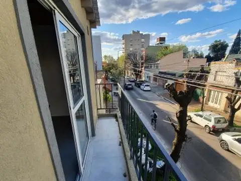 Depto Tipo Casa Monoambiente con 1 baño