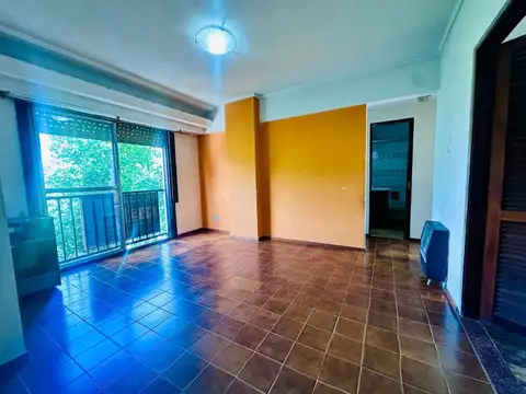 3 AMBIENTES EN EXCELENTE UBICACION!