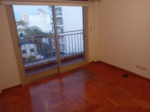 Avenida Carabobo 500, Piso 4