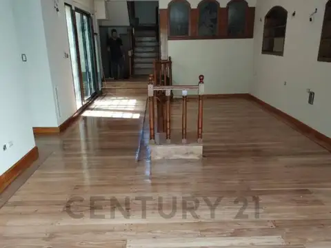 Casa en venta de 8 ambientes en Almagro
