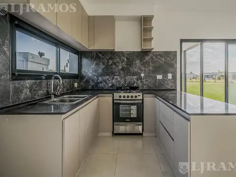 Casa en Alquiler al Noreste