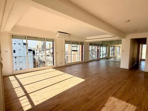 Departamento en Venta de 4 dormitorios